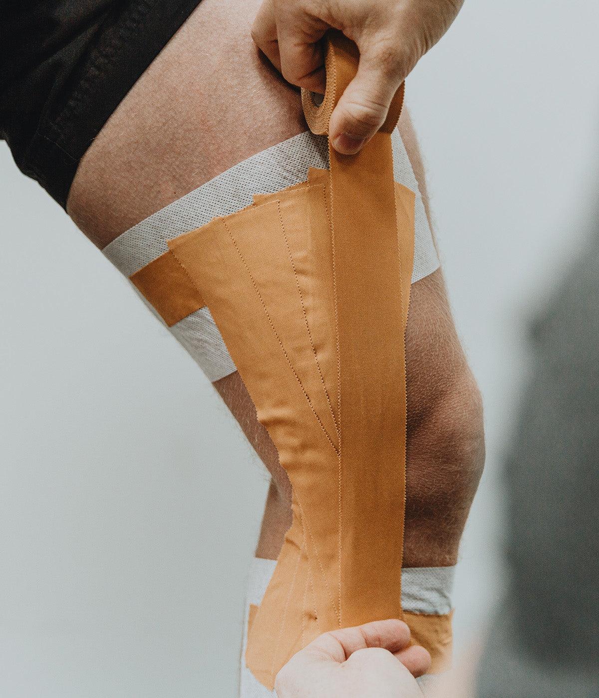 STRAPPING_MCL___KNEE_fdd8971c-e70c-4c3f-8a73-a7cec187364b - SPORTTAPE